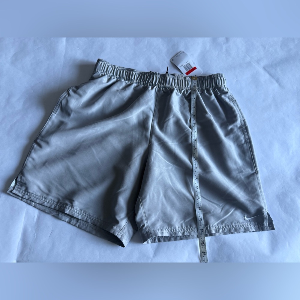 Nike Men's Lightweight Gray Athletic Shorts